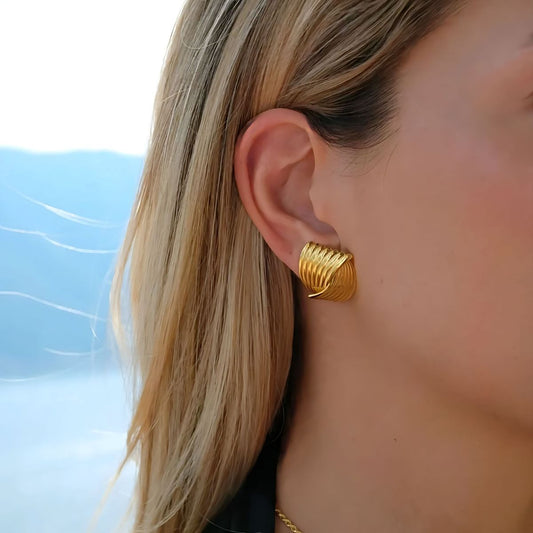 Aretes Mila dorados