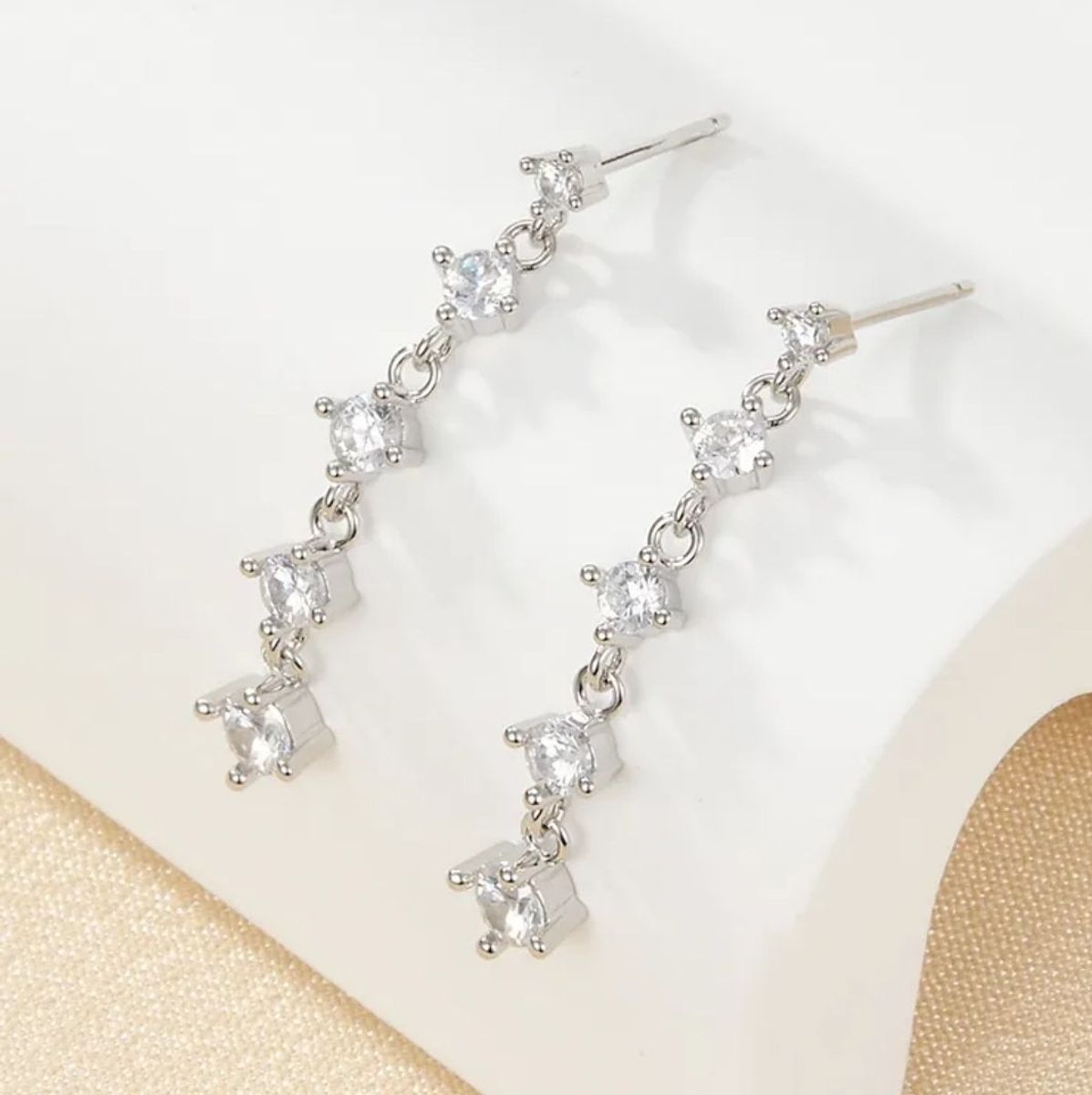 Aretes Sorthela