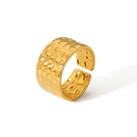 Anillo Ema