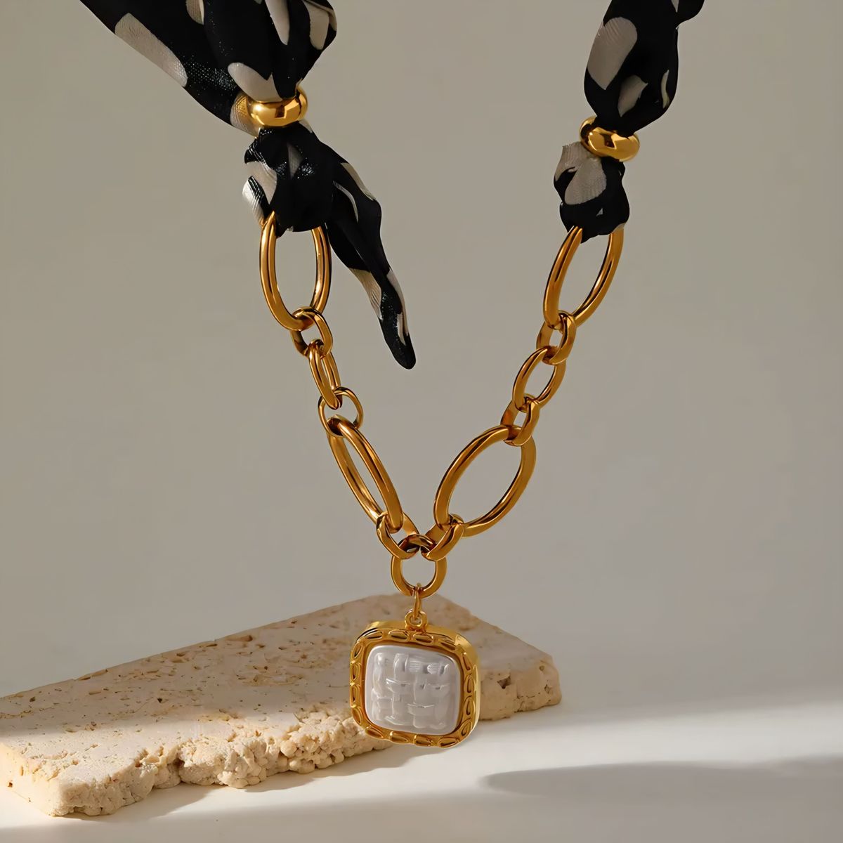 Collar Kala