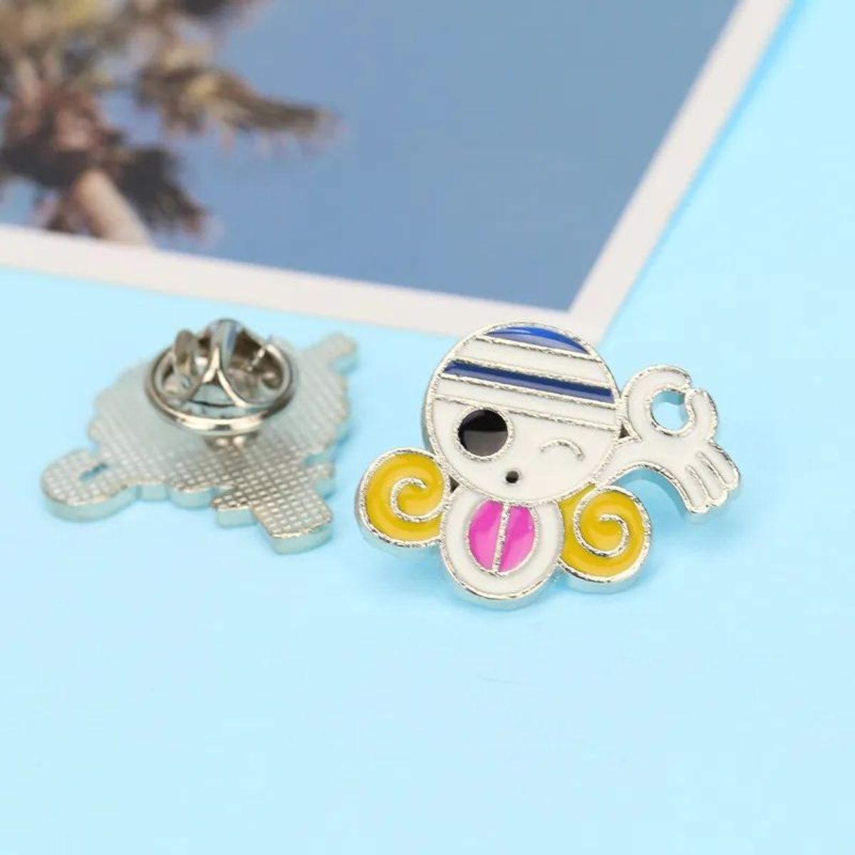 Pin One Piece Nami skull