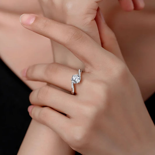 Anillo Tyra