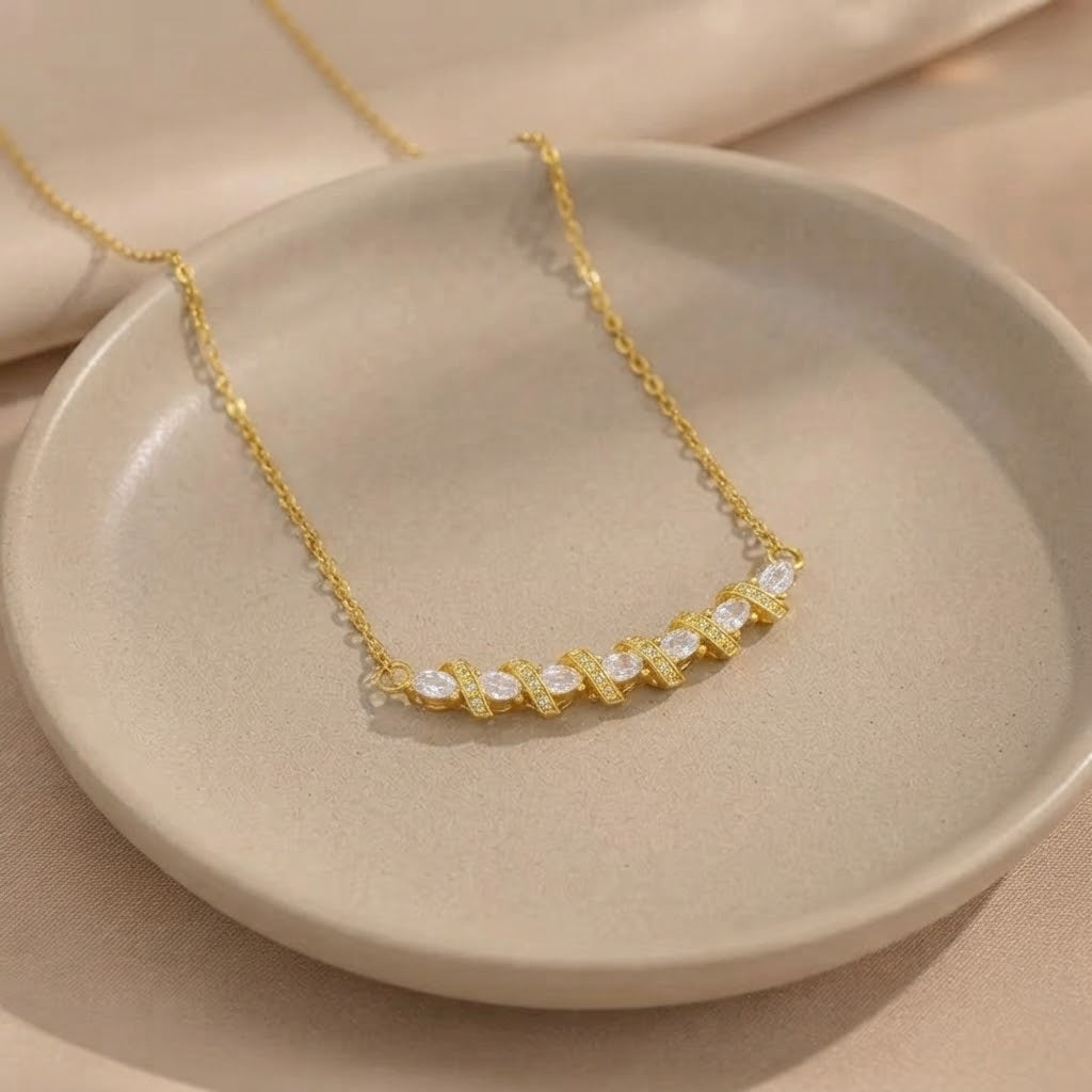 Collar espiral transparente